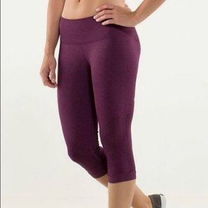 Wine colored Lululemon wunder under 7/8 pants